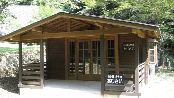 山小屋(テラス付き)